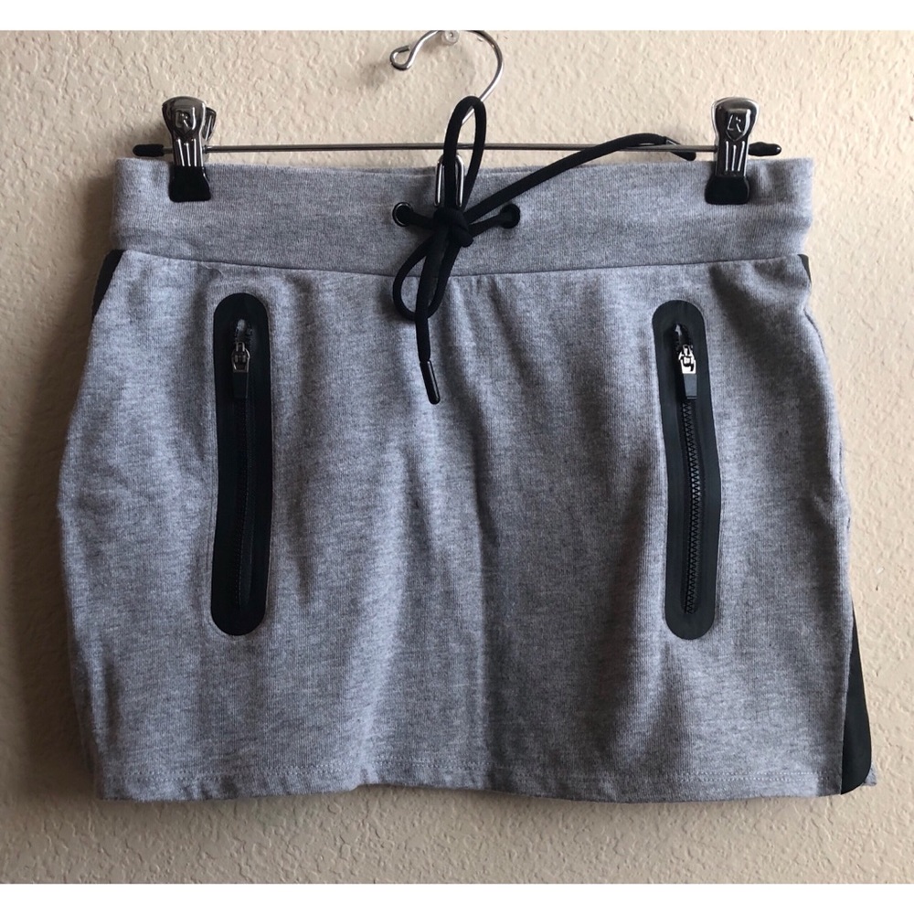Fabletics Amara Gray Athletic Skirt